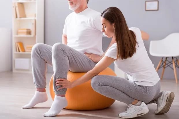 Fizjoterapeuta kto to i jakie ma znaczenie dla twojego zdrowia Fizjoterapeuta kto to i jakie ma znaczenie dla twojego zdrowia