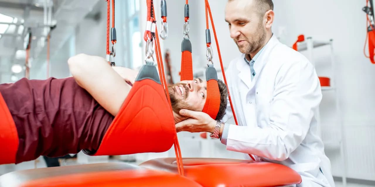 Ile trwa rehabilitacja kręgosłupa lędźwiowego? Poznaj fakty i czas trwania Ile trwa rehabilitacja kręgosłupa lędźwiowego? Poznaj fakty i czas trwania