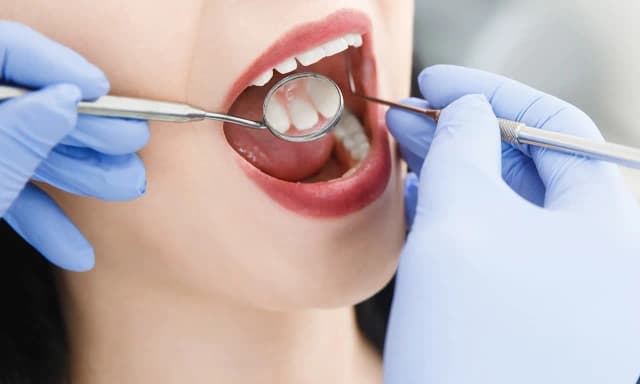 Jak zapisać się do dentysty na NFZ bez zbędnych formalności? Jak zapisać się do dentysty na NFZ bez zbędnych formalności?