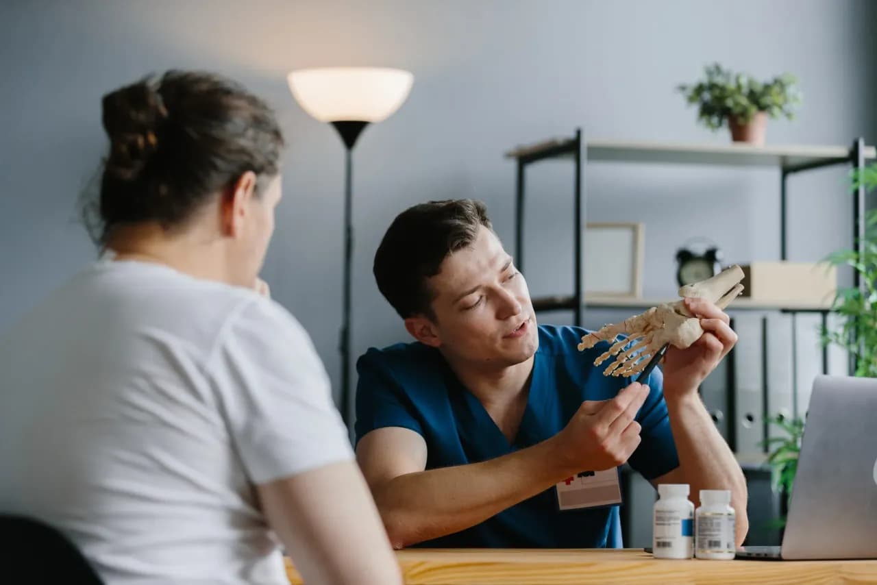 Jak przygotować się do wizyty u fizjoterapeuty, aby uniknąć stresu Jak przygotować się do wizyty u fizjoterapeuty, aby uniknąć stresu